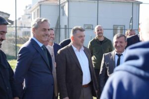 Basın Merkezi kapsamında yapılan etkinlikte, yönetici ve iş insanları gazetecilerle bir araya geliyor.